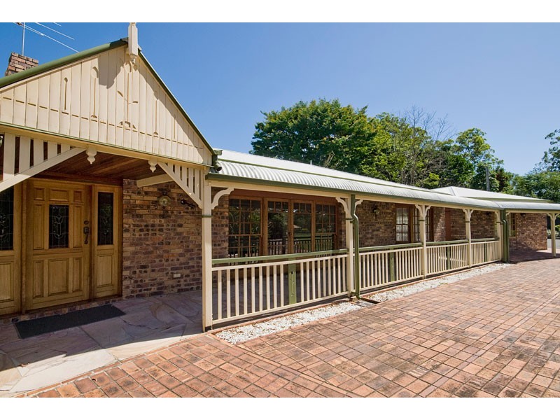 64 Paradise Road, Forestdale QLD 4118