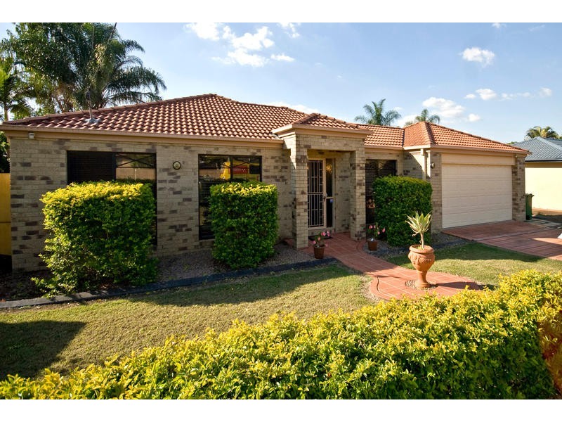 13 Carlos Street, Hillcrest QLD 4118