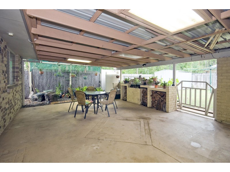 6 Jardine Court, Hillcrest QLD 4118