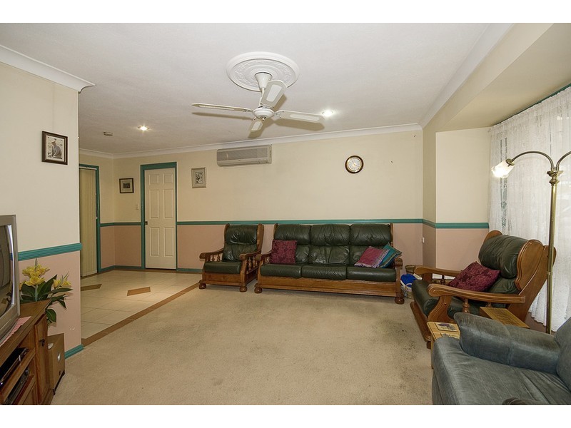 6 Jardine Court, Hillcrest QLD 4118