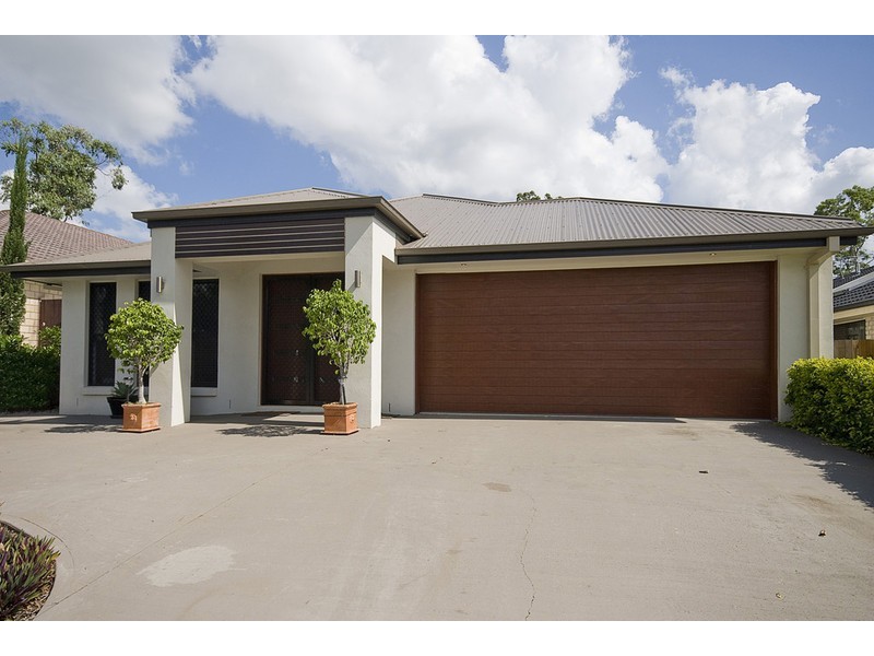 16  Sanctuary Drive, Forest Lake QLD 4078