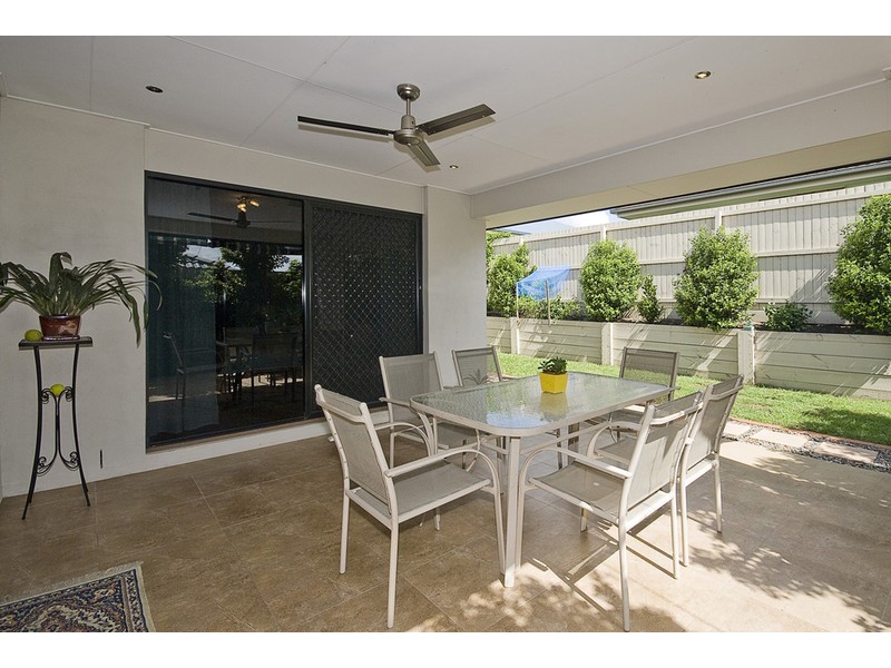 16  Sanctuary Drive, Forest Lake QLD 4078