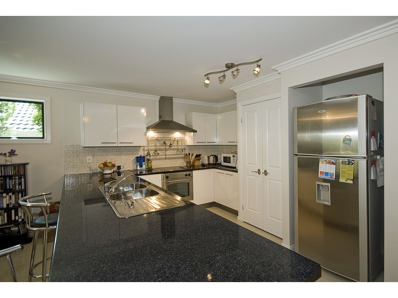 16  Sanctuary Drive, Forest Lake QLD 4078