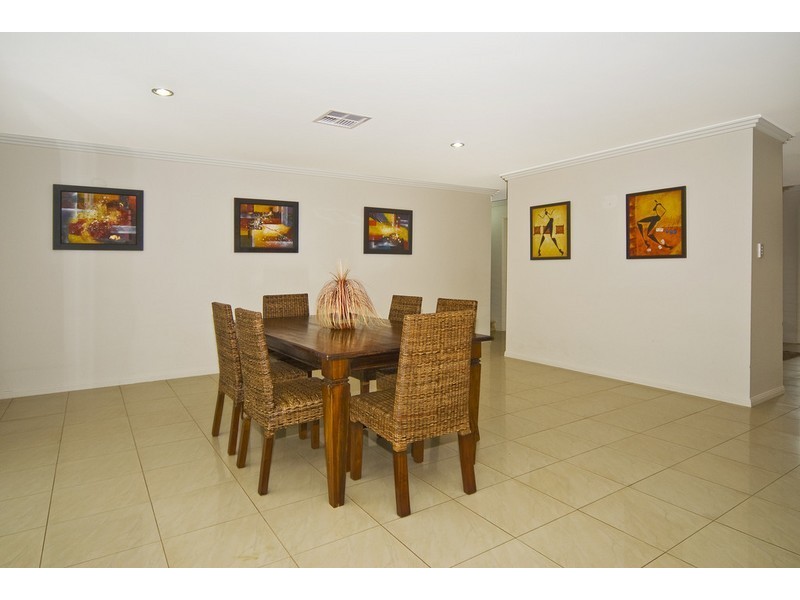 25 Caley Cres, Drewvale QLD 4116