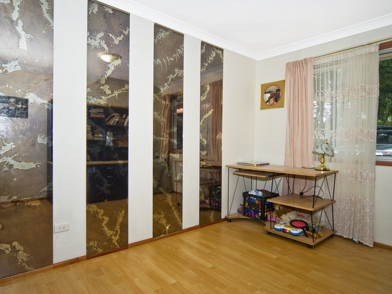 72 Peverell Street, Hillcrest QLD 4118