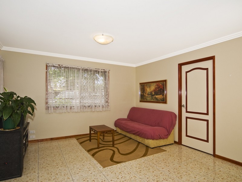 72 Peverell Street, Hillcrest QLD 4118