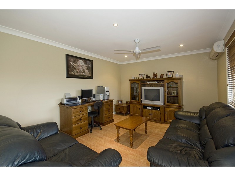 22 Dampier Cres, Drewvale QLD 4116