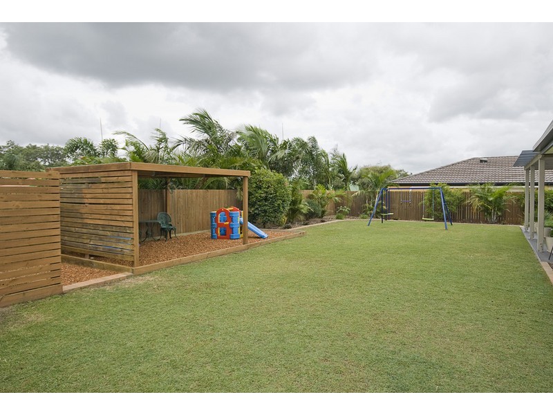 22 Dampier Cres, Drewvale QLD 4116