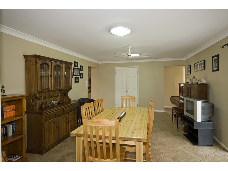 22 Dampier Cres, Drewvale QLD 4116