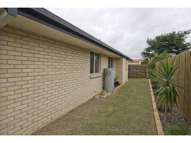 22 Dampier Cres, Drewvale QLD 4116