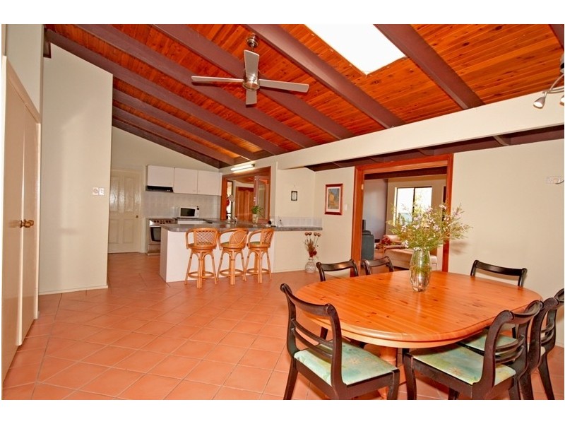 230 Forestdale Drive, Forestdale QLD 4118