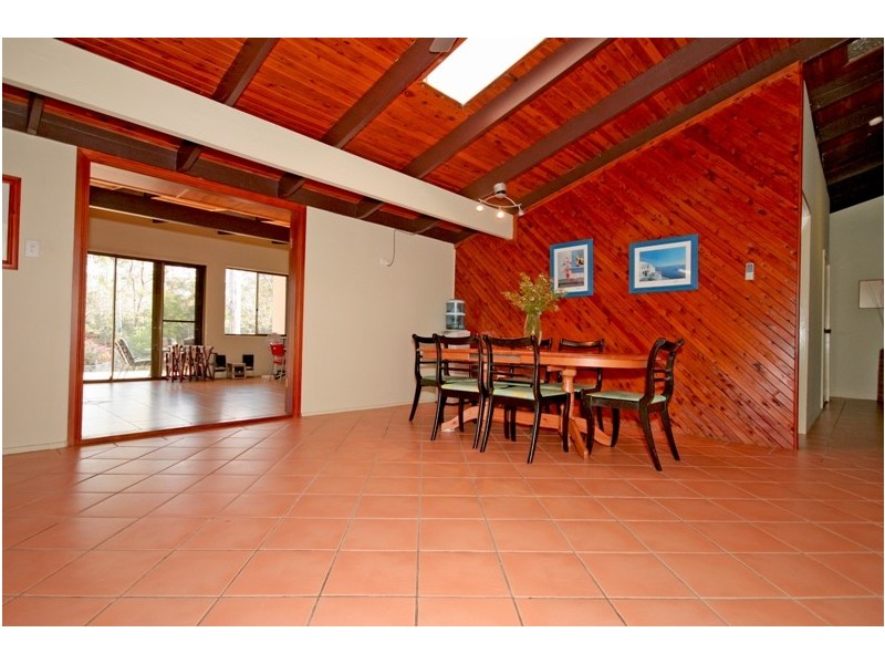 230 Forestdale Drive, Forestdale QLD 4118