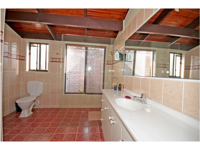 230 Forestdale Drive, Forestdale QLD 4118