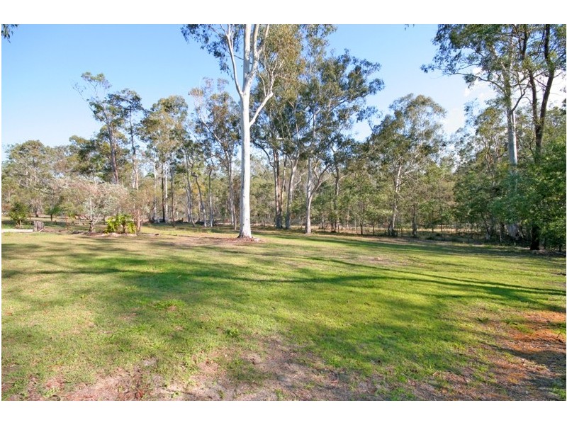 230 Forestdale Drive, Forestdale QLD 4118