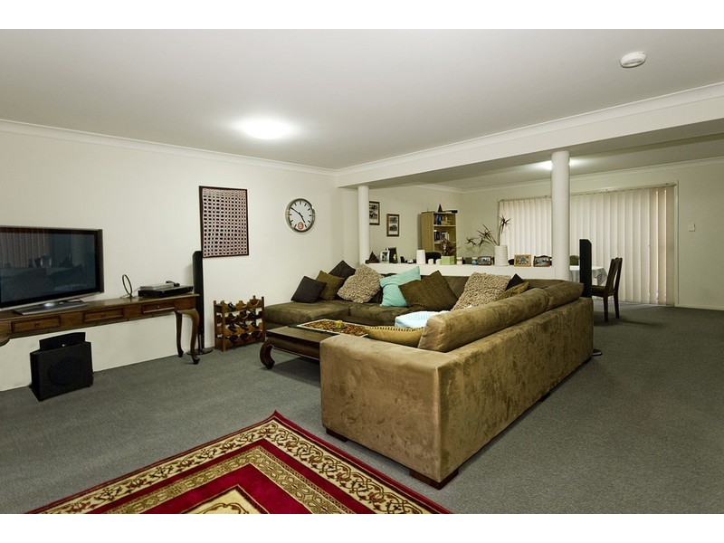 3/20 Phillip Place, Settlers Village, Forest Lake QLD 4078