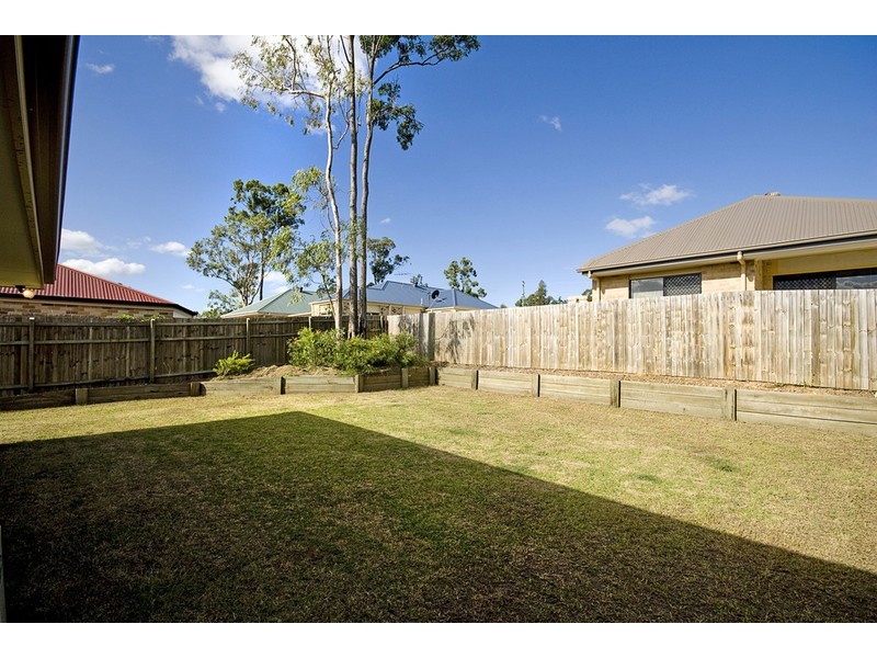 42 Gippsland Circuit, Forest Lake QLD 4078