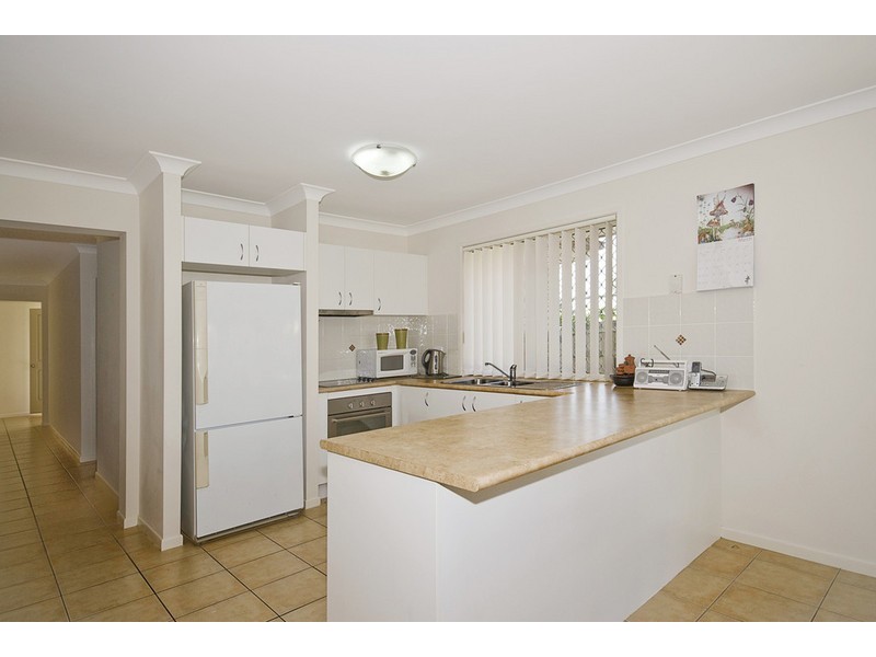 42 Gippsland Circuit, Forest Lake QLD 4078