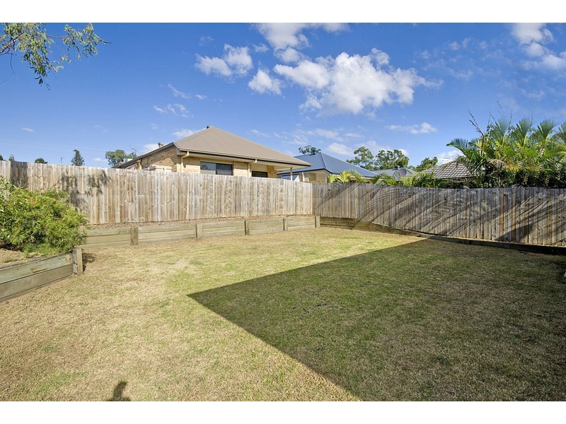 42 Gippsland Circuit, Forest Lake QLD 4078
