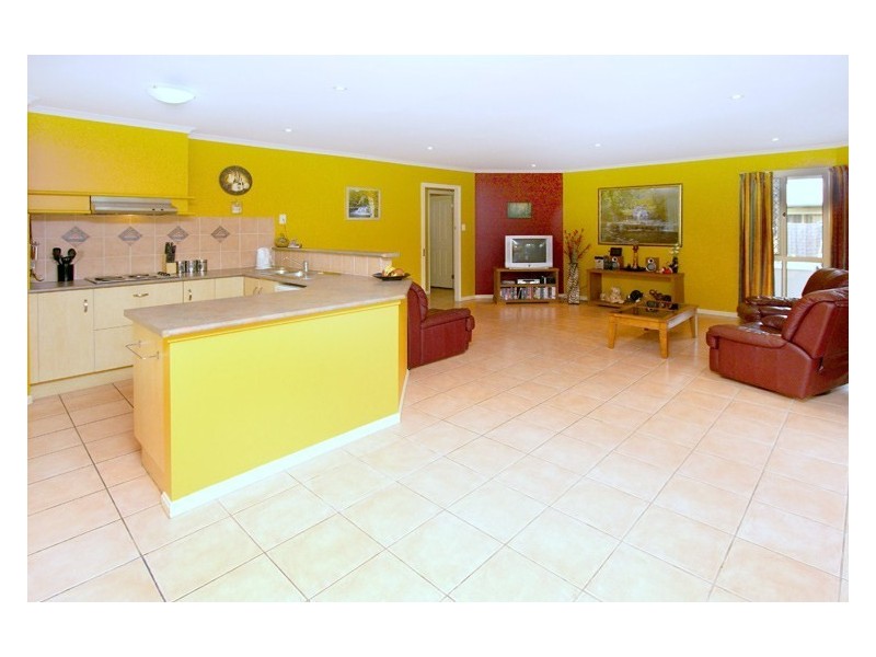 48 Pacific Parade, Forest Lake QLD 4078