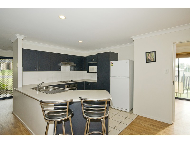 13 Robur Street, Marsden QLD 4132