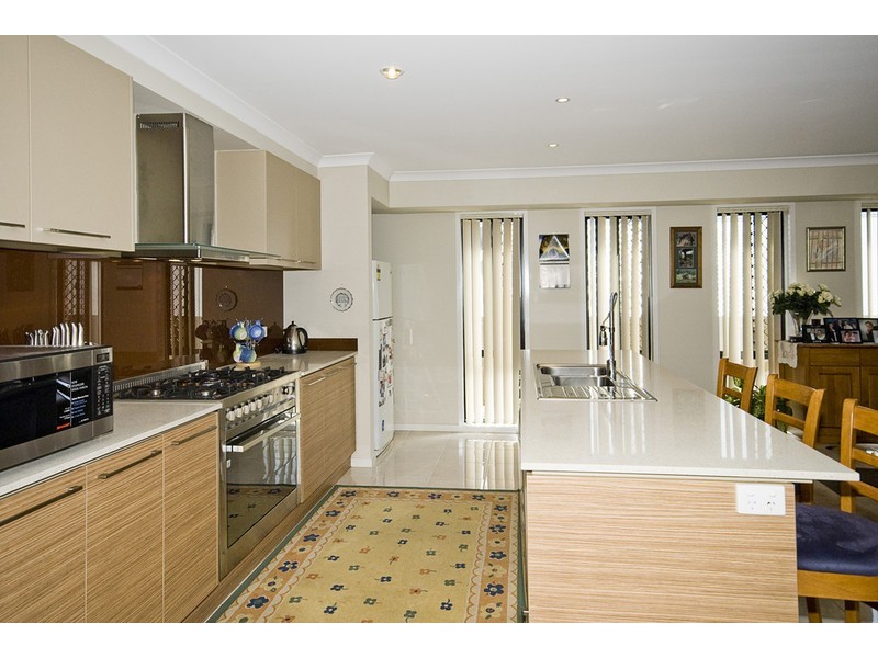 6 Esperance Circuit, Springfield Lakes QLD 4300