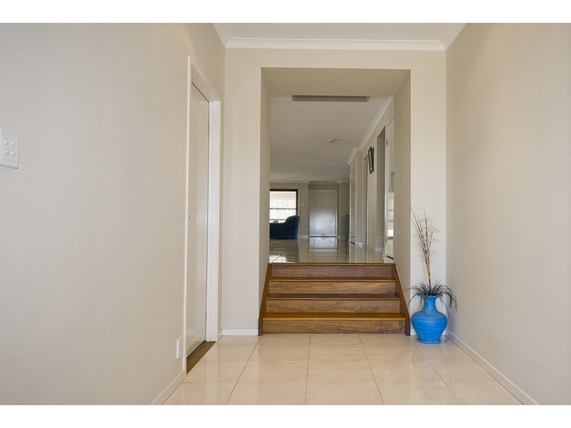 6 Esperance Circuit, Springfield Lakes QLD 4300