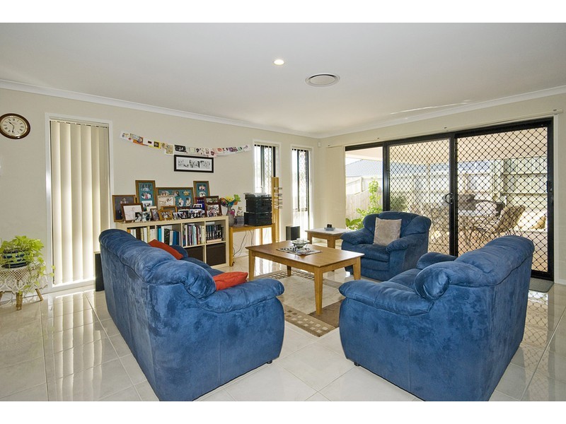 6 Esperance Circuit, Springfield Lakes QLD 4300