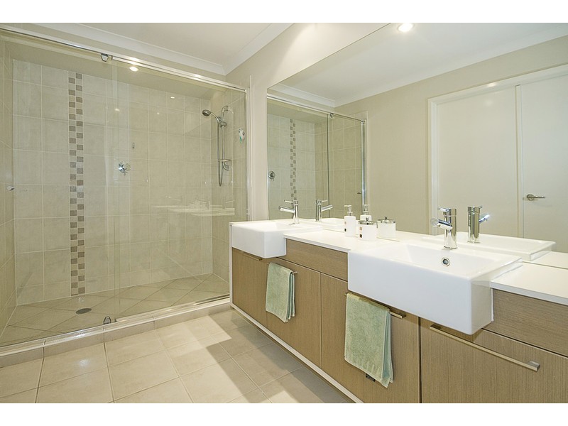 6 Esperance Circuit, Springfield Lakes QLD 4300