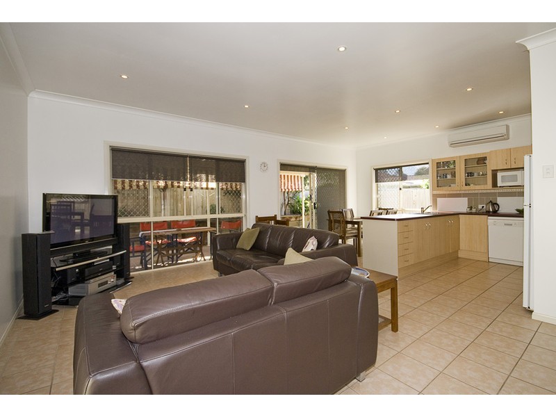 7 Birkenhead Crescent, Forest Lake QLD 4078