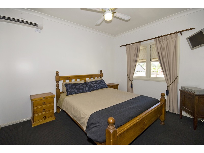 7 Birkenhead Crescent, Forest Lake QLD 4078