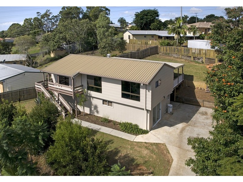 6 LIMA ST, Edens Landing QLD 4207