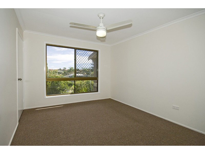 6 LIMA ST, Edens Landing QLD 4207