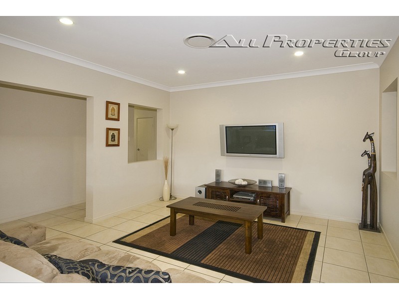 41 Laurel Street, Heathwood QLD 4110