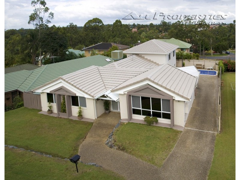 16 Lawson Place, Forest Lake QLD 4078