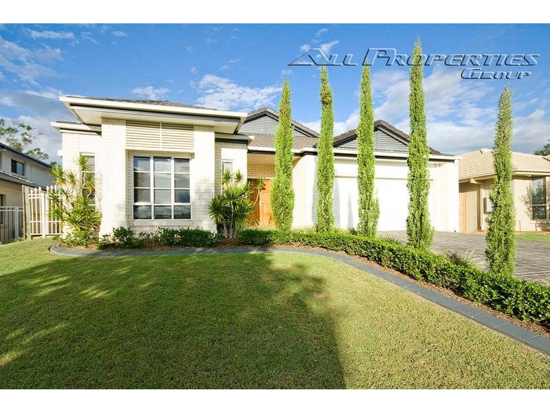 8 Cobourg Street, Forest Lake QLD 4078