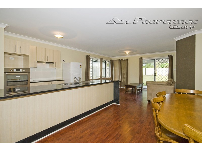 28 Stewart Street, Marsden QLD 4132