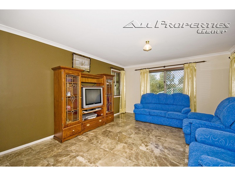 8 Freycinet Ct, Loganholme QLD 4129