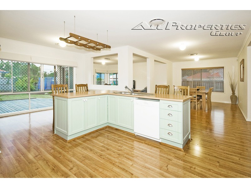 12 Janus Gr, Springfield Lakes QLD 4300