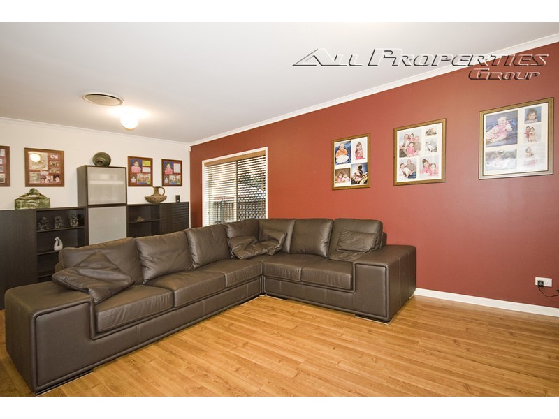 12 Janus Gr, Springfield Lakes QLD 4300