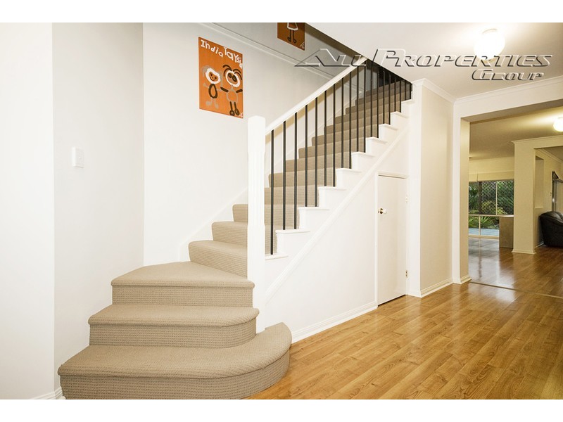 12 Janus Gr, Springfield Lakes QLD 4300