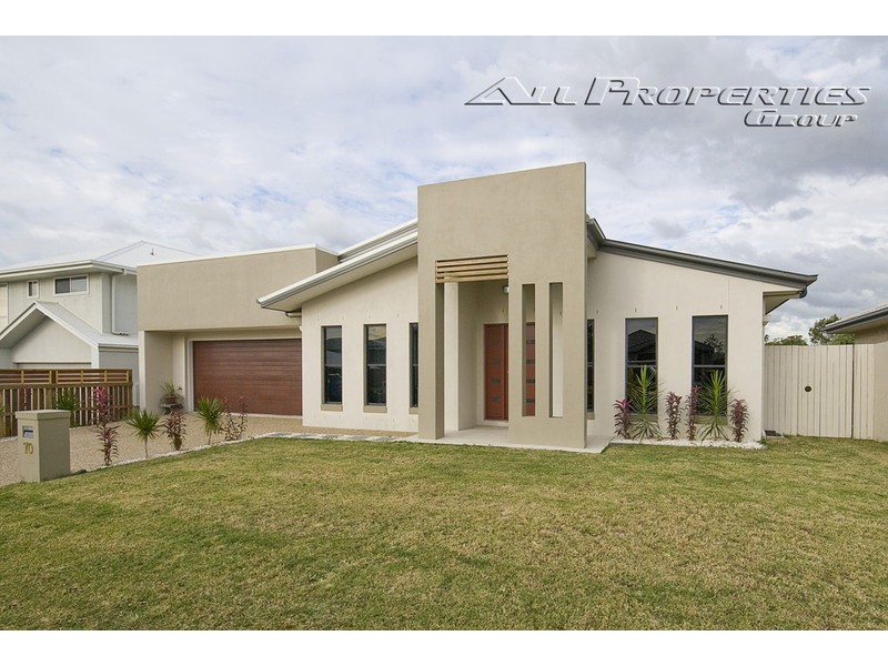 70 Parkwood Drive, Heathwood QLD 4110
