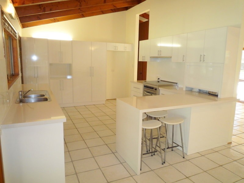 28-30 Sheriff Street, Forestdale QLD 4118