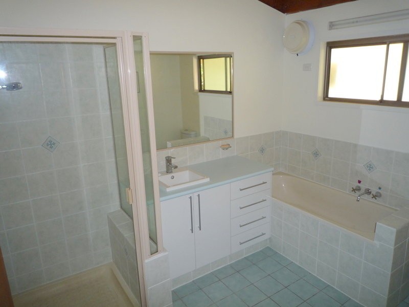 28-30 Sheriff Street, Forestdale QLD 4118