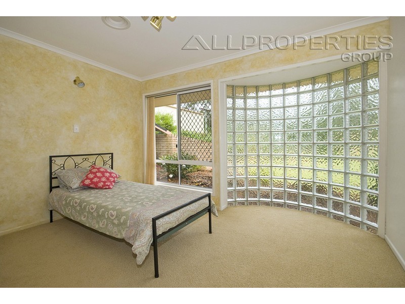 27 Lionheart Street, Forestdale QLD 4118