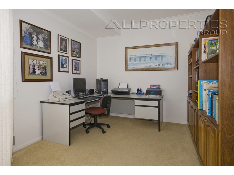 27 Lionheart Street, Forestdale QLD 4118