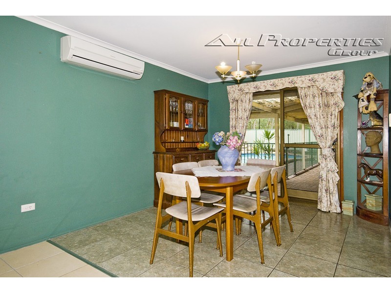 29 Bluegum Drive, Camira QLD 4300