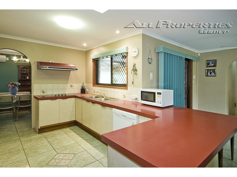 29 Bluegum Drive, Camira QLD 4300