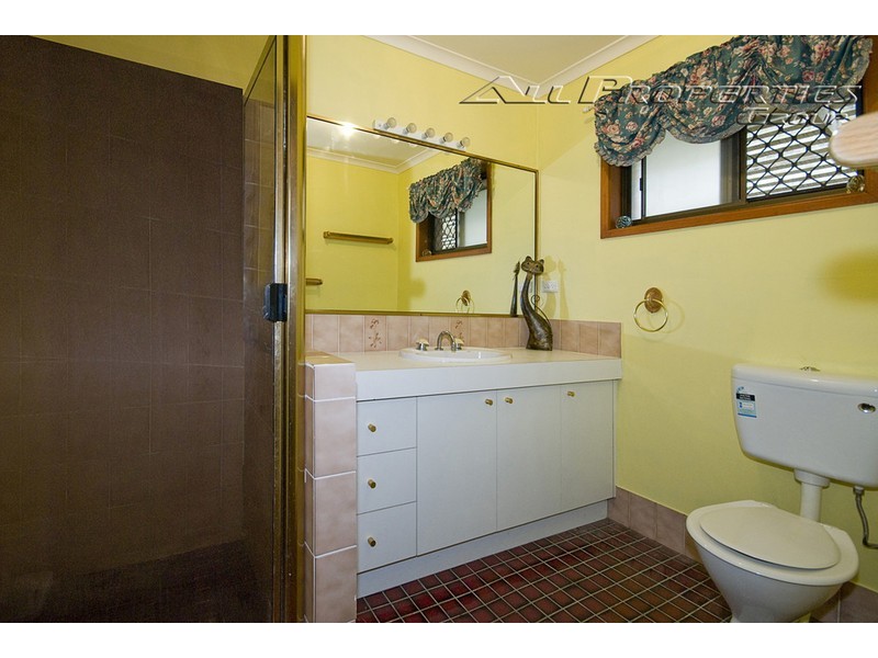 29 Bluegum Drive, Camira QLD 4300