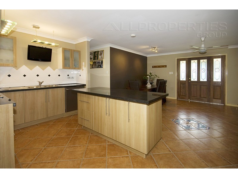 20 Lochore Street, Crestmead QLD 4132