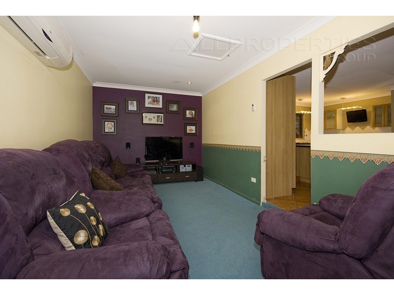 20 Lochore Street, Crestmead QLD 4132